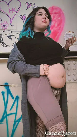 Couchqueenie OnlyFans Leaked Free Thumbnail Picture - #GVaMVEdolM