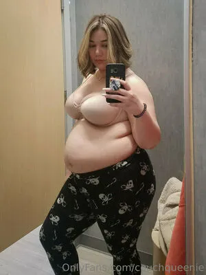 Couchqueenie OnlyFans Leaked Free Thumbnail Picture - #QJ0dyZzKvg