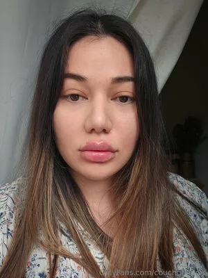Couchqueenie OnlyFans Leaked Free Thumbnail Picture - #QWNdCain1O