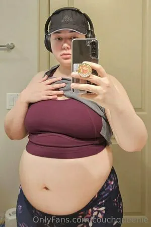 Couchqueenie OnlyFans Leaked Free Thumbnail Picture - #SkdUANqZv4