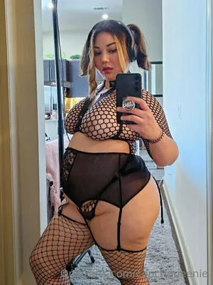 Couchqueenie OnlyFans Leaked Free Thumbnail Picture - #WBQfZ8l723