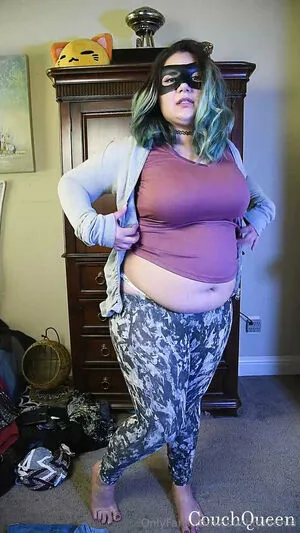 Couchqueenie OnlyFans Leaked Free Thumbnail Picture - #e2MFYlIgqw