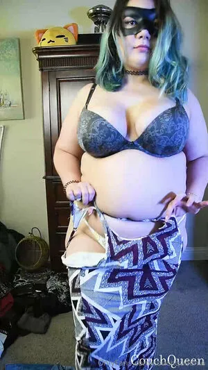 Couchqueenie OnlyFans Leaked Free Thumbnail Picture - #nw5fhAdCn0