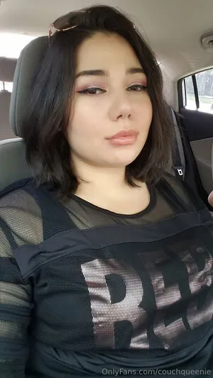 Couchqueenie OnlyFans Leaked Free Thumbnail Picture - #wysgEcXG56
