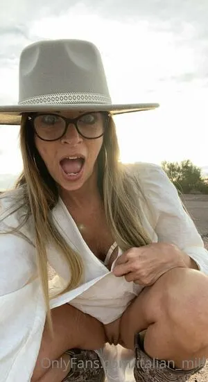 Cougar Greenz OnlyFans Leaked Free Thumbnail Picture - #H4fP8lkmvm