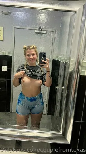 Couplefromtexass OnlyFans Leaked Free Thumbnail Picture - #YgmWgJ9tPq