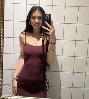 Coupleontour OnlyFans Leaked Free Thumbnail Picture - #2kBmj1DSge