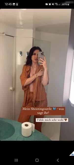 Coupleontour OnlyFans Leaked Free Thumbnail Picture - #Rp2cLwdbTO