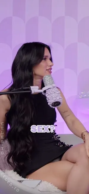 Coupleontour OnlyFans Leaked Free Thumbnail Picture - #clX3GwTWET