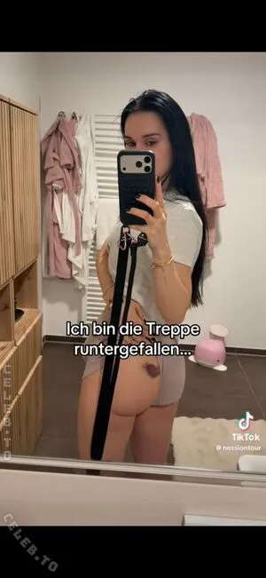 Coupleontour OnlyFans Leaked Free Thumbnail Picture - #dUDHyUeUxs