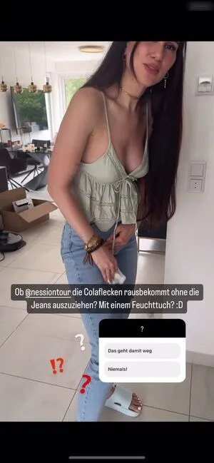 Coupleontour OnlyFans Leaked Free Thumbnail Picture - #ea0F2parCN