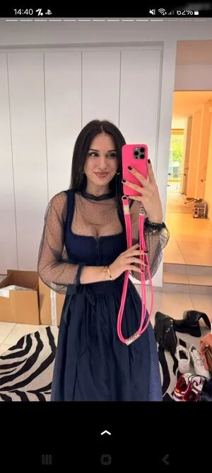 Coupleontour OnlyFans Leaked Free Thumbnail Picture - #gaTOyaj2sn
