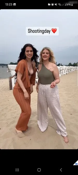 Coupleontour OnlyFans Leaked Free Thumbnail Picture - #ygTd00S9iW
