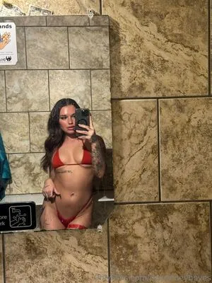 Courteneyboyes OnlyFans Leaked Free Thumbnail Picture - #8wdBirPDii