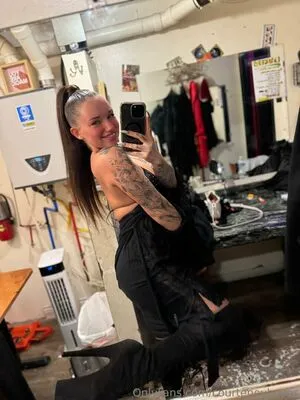 Courteneyboyes OnlyFans Leaked Free Thumbnail Picture - #fC7SnH5m4V