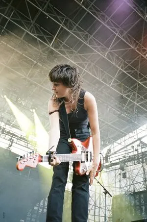 Courtney Barnett OnlyFans Leaked Free Thumbnail Picture - #HcGzowm7CE