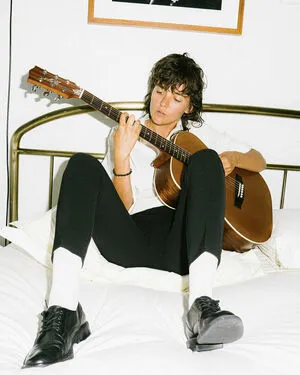 Courtney Barnett OnlyFans Leaked Free Thumbnail Picture - #KUZmmjyE45