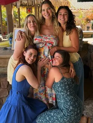 Courtney Hope OnlyFans Leaked Free Thumbnail Picture - #GE6BgZrd4s