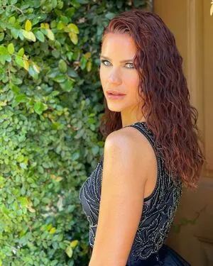 Courtney Hope OnlyFans Leaked Free Thumbnail Picture - #RuG0RfyBBM