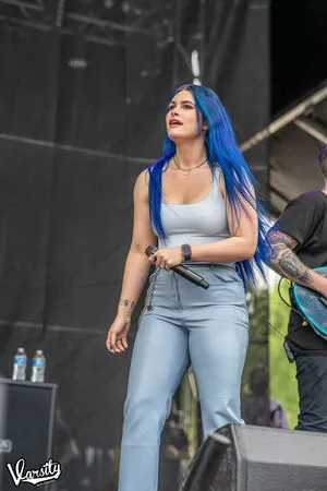 Courtney Laplante OnlyFans Leaked Free Thumbnail Picture - #diEkygnLIF