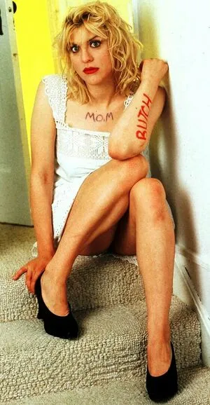 Courtney Love OnlyFans Leaked Free Thumbnail Picture - #ZlEBUa4n93