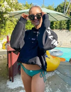 Courtney Raine Quist OnlyFans Leaked Free Thumbnail Picture - #N55I8vyDll