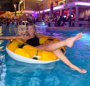 Courtney Raine Quist OnlyFans Leaked Free Thumbnail Picture - #W2KZAtcMVB