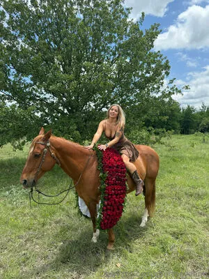 Courtneyanntt OnlyFans Leaked Free Thumbnail Picture - #Q4azTDftV4