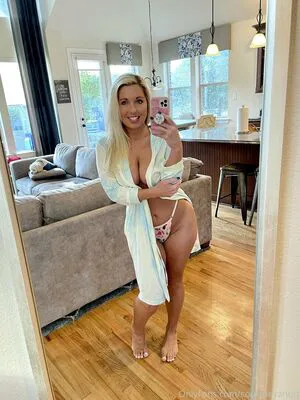 Courtneyanntt OnlyFans Leaked Free Thumbnail Picture - #QnM0gDTq4N