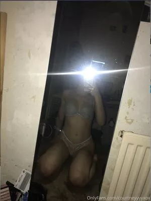 Courtneyyyyxox OnlyFans Leaked Free Thumbnail Picture - #9a89sCpP96