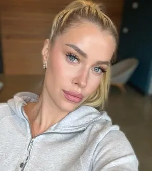 Courtside Les OnlyFans Leaked Free Thumbnail Picture - #kWC6gOxEEl