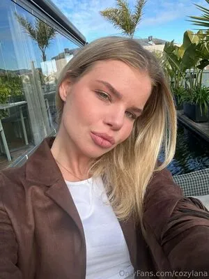 Cozylana OnlyFans Leaked Free Thumbnail Picture - #o3Z4WzRwsC