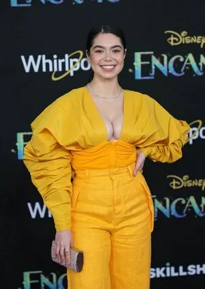 Cravalho OnlyFans Leaked Free Thumbnail Picture - #sl94sZzAww