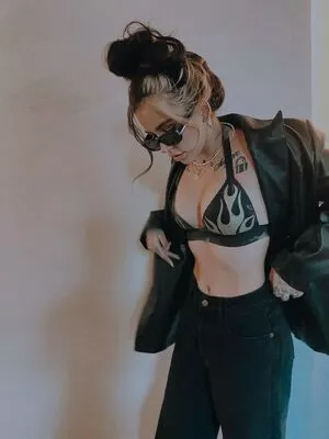 Craysounds OnlyFans Leaked Free Thumbnail Picture - #094wOvm6h6