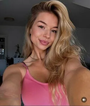 Crazydesire OnlyFans Leaked Free Thumbnail Picture - #x1UlsvdGty