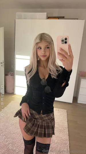 Creamicloud OnlyFans Leaked Free Thumbnail Picture - #JkKvbKXt06