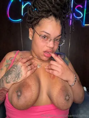 Creamislifefree OnlyFans Leaked Free Thumbnail Picture - #euCO3aNli9