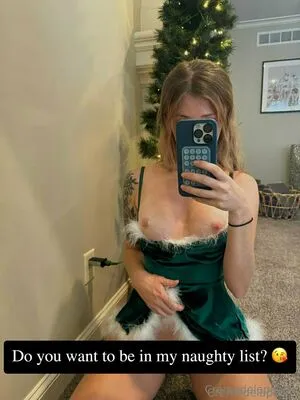 Cremedelapeach OnlyFans Leaked Free Thumbnail Picture - #wRA5LQdKeJ