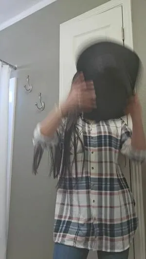 Cremilind Saraith OnlyFans Leaked Free Thumbnail Picture - #M2soDA14e2