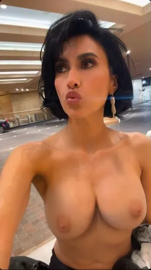 Cristina Vee OnlyFans Leaked Free Thumbnail Picture - #1SjDD7mEEI