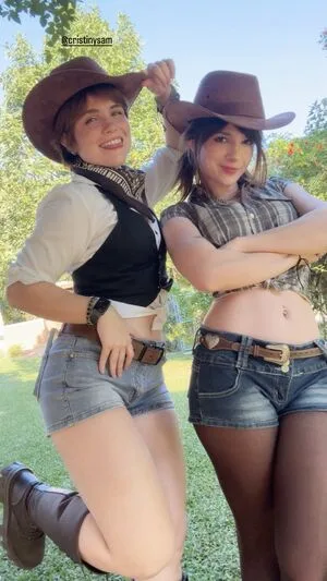 Cristinysam OnlyFans Leaked Free Thumbnail Picture - #ppSVOMIIDL
