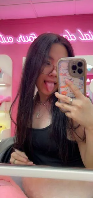 Cryingmayonnais OnlyFans Leaked Free Thumbnail Picture - #ZjKcuyICeo