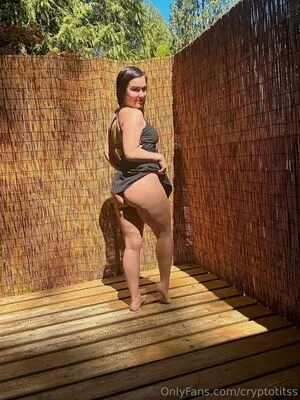 Cryptotitss OnlyFans Leaked Free Thumbnail Picture - #Ev59XABRwA