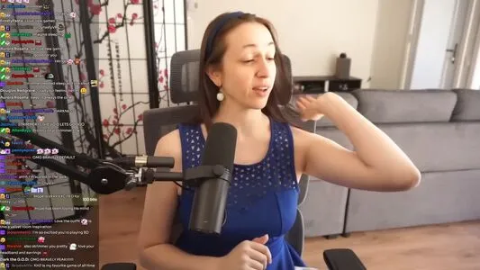 Crystaahhl OnlyFans Leaked Free Thumbnail Picture - #q9YzDAETMW