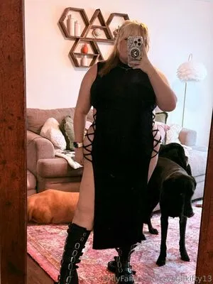 Crystalkitty13 OnlyFans Leaked Free Thumbnail Picture - #iAdJsSedNv