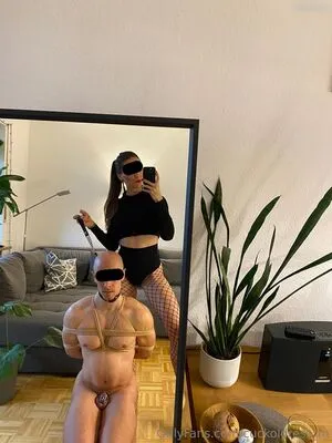 Cuckoldress Lina OnlyFans Leaked Free Thumbnail Picture - #BuZ5PPYzma