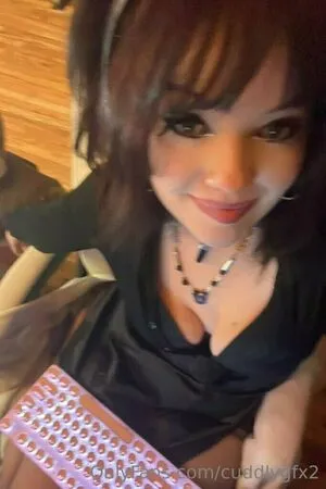 Cuddlygfx2 OnlyFans Leaked Free Thumbnail Picture - #4gCWAz6ZTd