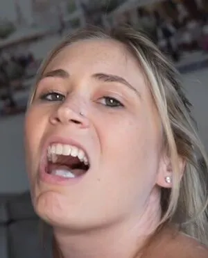 Cum Swallowing OnlyFans Leaked Free Thumbnail Picture - #f9iid7kAfo