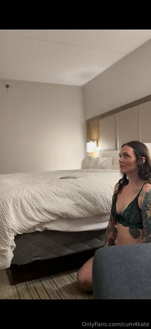 Cum4kate OnlyFans Leaked Free Thumbnail Picture - #JvBnKaINH3