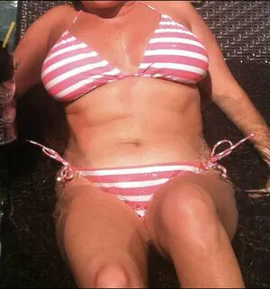 Curious Jeanette OnlyFans Leaked Free Thumbnail Picture - #pysUkb3t0r